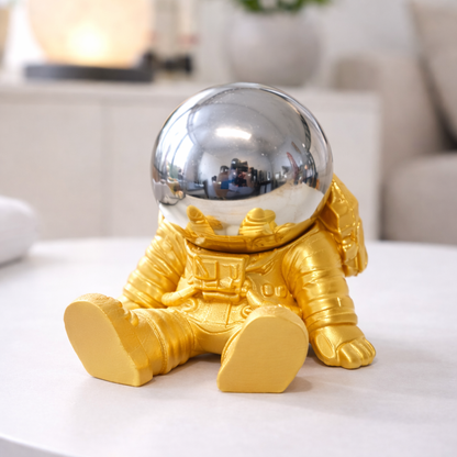 Astronaut - Bōru - Minimind