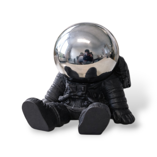 Astronaut - Bōru - Minimind