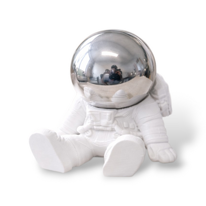 Astronaut - Bōru - Minimind