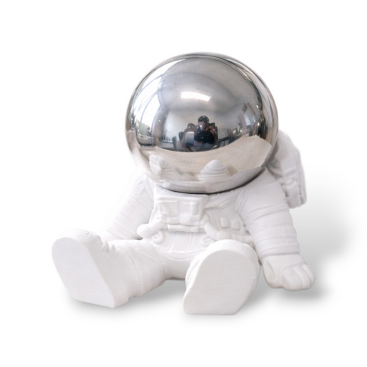 Astronaut - Bōru - Minimind